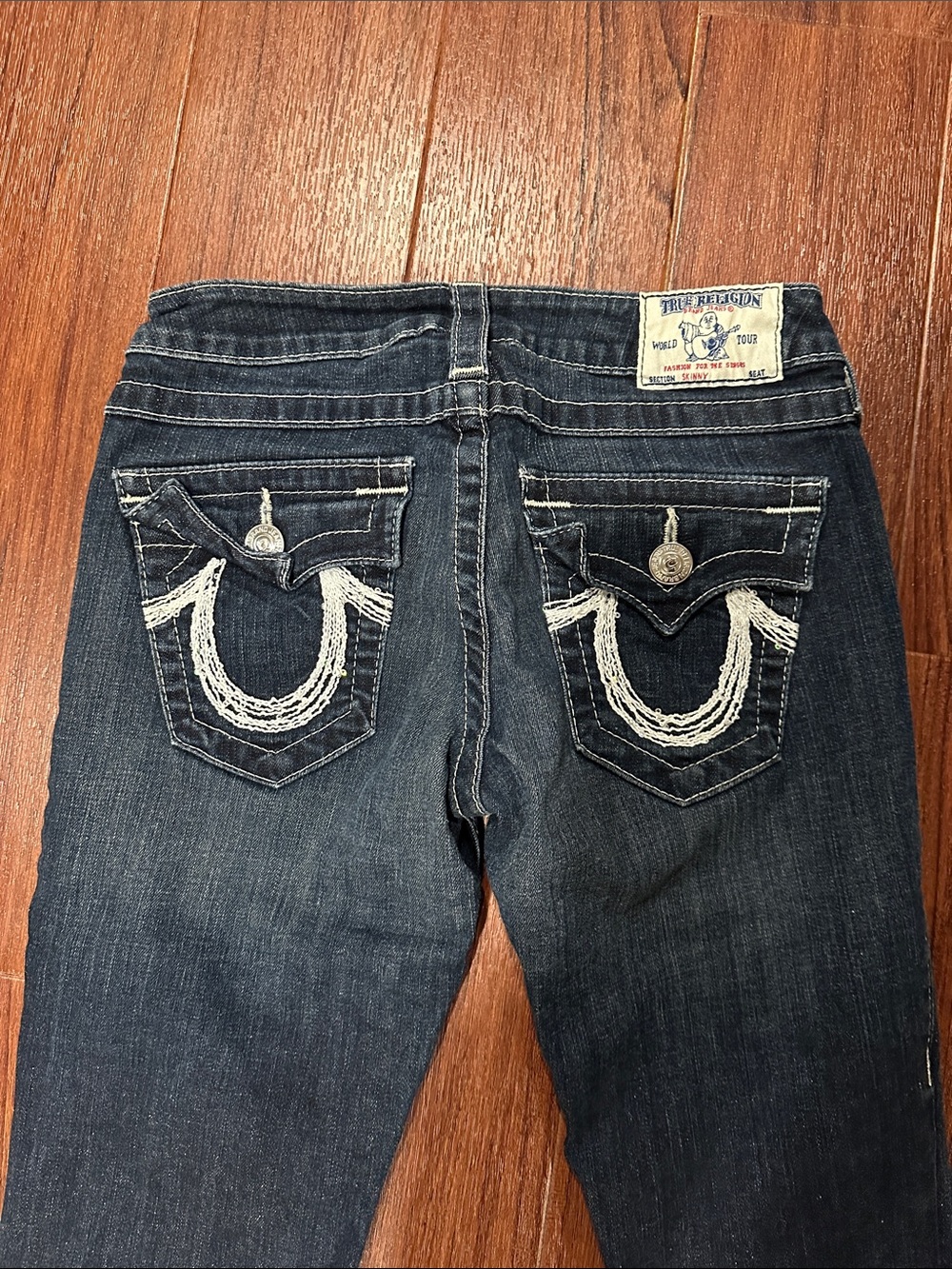 True Religion Women's Skinny Jeans in Dark Blue Wash - Picture 5 of 5
